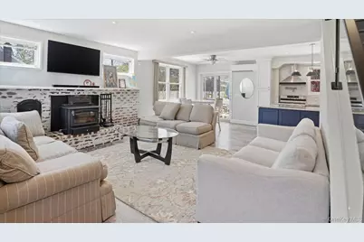134 Washington Drive, Mastic Beach, NY 11951 - Photo 9