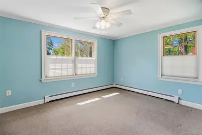 403 Hillside Avenue, West Sayville, NY 11796 - Photo 15