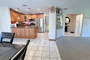 110 Briarwood Ln, Plainview, NY 11803 - Photo 9