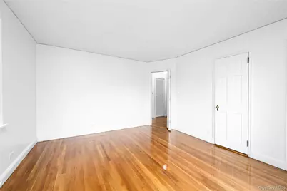 38 Gramercy Avenue, Yonkers, NY 10701 - Photo 15