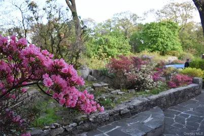 38 Gramercy Avenue, Yonkers, NY 10701 - Photo 3