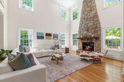 3 Split Tree Road, Scarsdale, NY 10583 - Photo 3