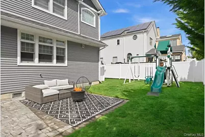 2667 Wynsum Avenue, Merrick, NY 11566 - Photo 37