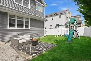 2667 Wynsum Ave, Merrick, NY 11566 - Photo 37