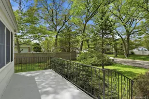 100 Avenue B, Holbrook, NY 11741 - Photo 3