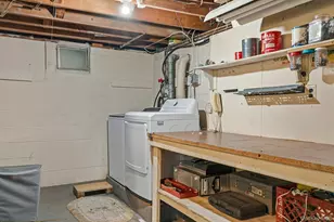100 Avenue B, Holbrook, NY 11741 - Photo 21