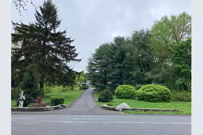 30 Daisy Lane, Poughkeepsie, NY 12603 - Photo 7