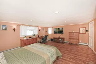 27 Blossom Ln, Levittown, NY 11756 - Photo 17