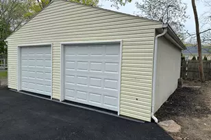 279 Beaver Dr, Mastic Beach, NY 11951 - Photo 29