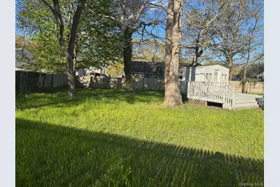 279 Beaver Drive, Mastic Beach, NY 11951 - Photo 21