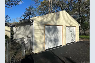 279 Beaver Drive, Mastic Beach, NY 11951 - Photo 23