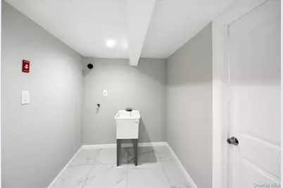 110-28 213th Street, Queens Village, NY 11429 - Photo 19