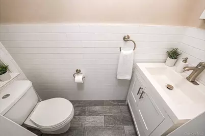 69-08 69th Place, Glendale, NY 11385 - Photo 13