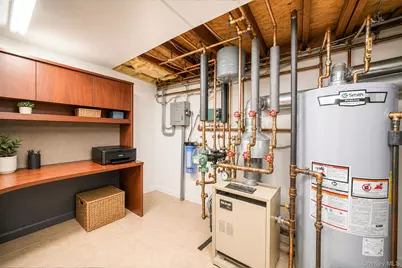 69-08 69th Place, Glendale, NY 11385 - Photo 27