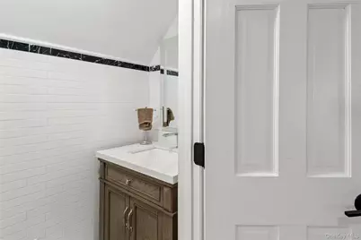 1821 Tenbroeck Avenue, Bronx, NY 10461 - Photo 13