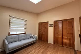 7 Hope Ln, Hicksville, NY 11801 - Photo 11