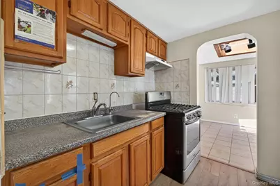 500 Pershing Boulevard, Rockville Centre, NY 11570 - Photo 17