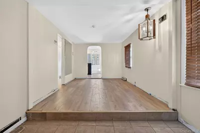 500 Pershing Boulevard, Rockville Centre, NY 11570 - Photo 9