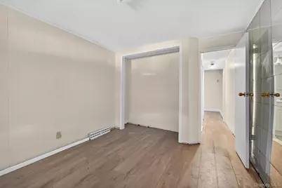 500 Pershing Boulevard, Rockville Centre, NY 11570 - Photo 27