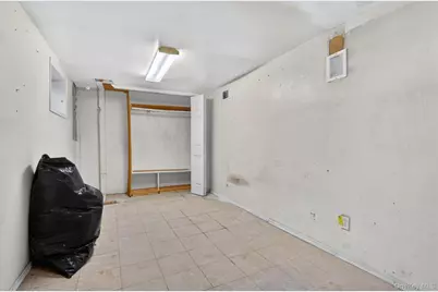 500 Pershing Boulevard, Rockville Centre, NY 11570 - Photo 35