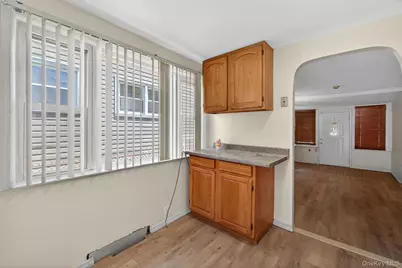 500 Pershing Boulevard, Rockville Centre, NY 11570 - Photo 19