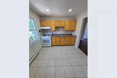 523 Hawthorne Avenue, Uniondale, NY 11553 - Photo 3