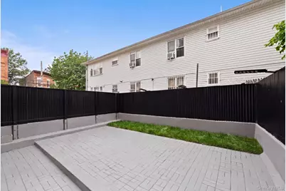 965 Glenmore Avenue, Brooklyn, NY 11208 - Photo 39