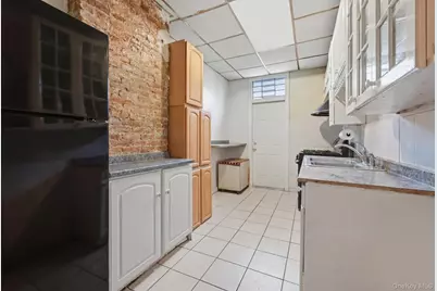 965 Glenmore Avenue, Brooklyn, NY 11208 - Photo 23