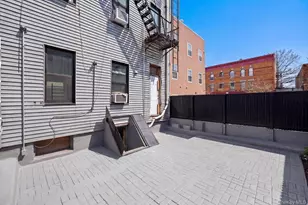965 Glenmore Ave, Brooklyn, NY 11208 - Photo 35