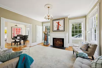 189 Main Street, Sag Harbor, NY 11963 - Photo 19