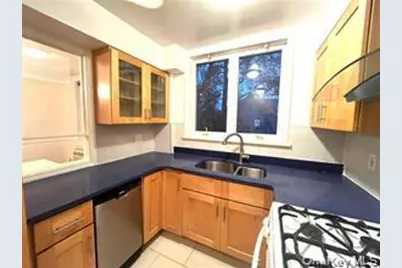 1945 Paulding Avenue, Bronx, NY 10462 - Photo 9