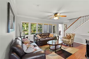 64 Arrow Ln, Hicksville, NY 11801 - Photo 5