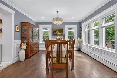 109 W Park Avenue, Pearl River, NY 10965 - Photo 17