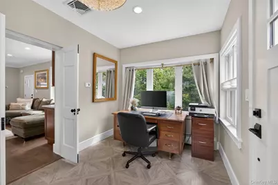 109 W Park Avenue, Pearl River, NY 10965 - Photo 23