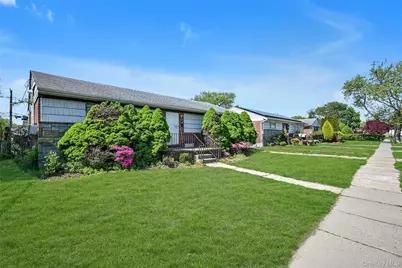 2255 Parkhurst Road, Elmont, NY 11003 - Photo 19