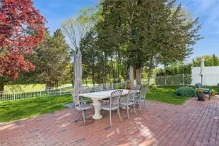 96 Fairway View Dr, Commack, NY 11725 - Photo 37