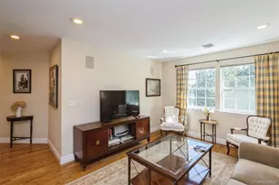 96 Fairway View Dr, Commack, NY 11725 - Photo 21