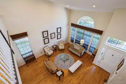 96 Fairway View Drive, Commack, NY 11725 - Photo 19