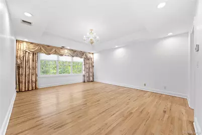 11 Belvedere Court, Manhasset, NY 11030 - Photo 25