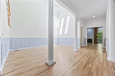 11 Belvedere Court, Manhasset, NY 11030 - Photo 5