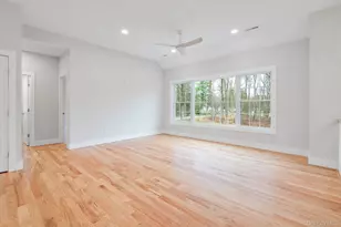 5 Pond Vw Ct, Staatsburg, NY 12580 - Photo 13