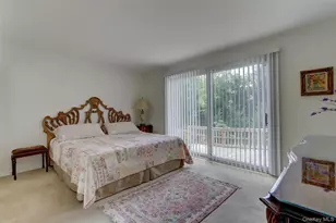 71 Knollwood Rd, Roslyn, NY 11576 - Photo 15
