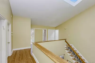 8 Kings Gate Road, Suffern, NY 10901 - Photo 11
