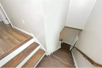 1246 Oakfield Avenue, Wantagh, NY 11793 - Photo 21