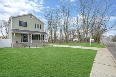 1246 Oakfield Avenue, Wantagh, NY 11793 - Photo 1