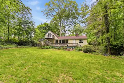 4 Meadowood Court, Huntington, NY 11743 - Photo 13