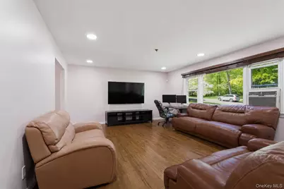 21 Denver Drive, New City, NY 10956 - Photo 5