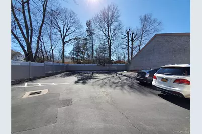 122 Forest Avenue #Rear, Glen Cove, NY 11542 - Photo 3