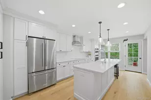 7 Guilford Cir, Goldens Bridge, NY 10526 - Photo 5
