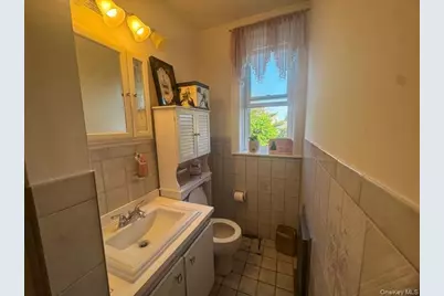 185 Atlantic Avenue #B-10, Lynbrook, NY 11563 - Photo 9